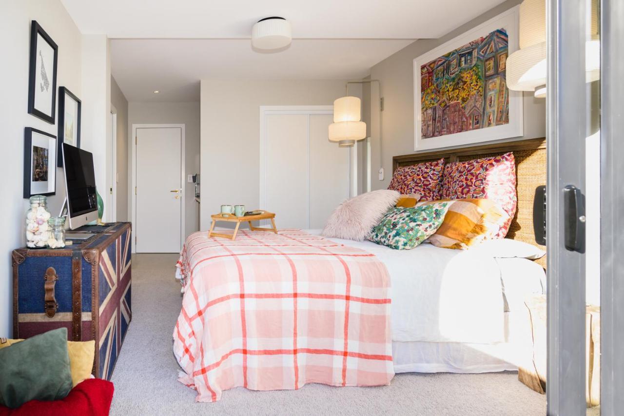 Hotel Enjoy Downtown Mount Maunganui Esterno foto